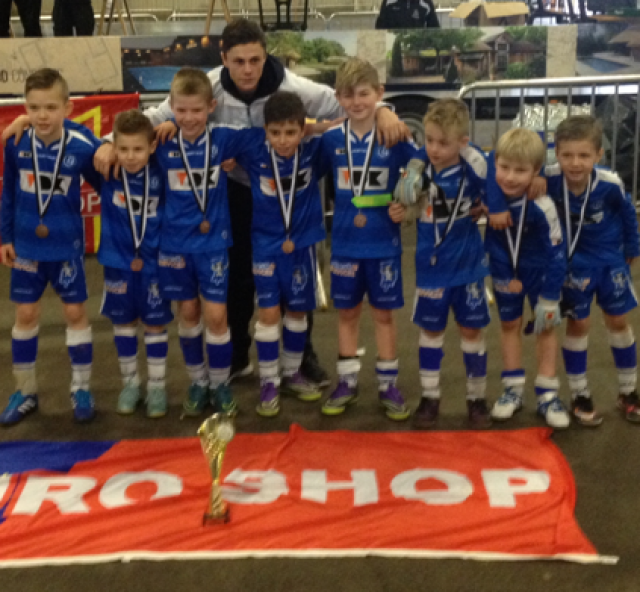 U8 winnaar indoortornooi Roeselare