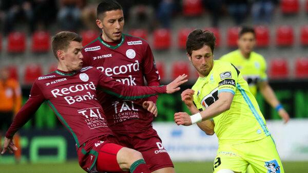 KAA Gent steviger tweede na 0-2 zege bij SV Zulte Waregem