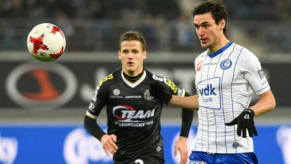 KAA Gent bekert verder na 2-1 zege tegen KSC Lokeren