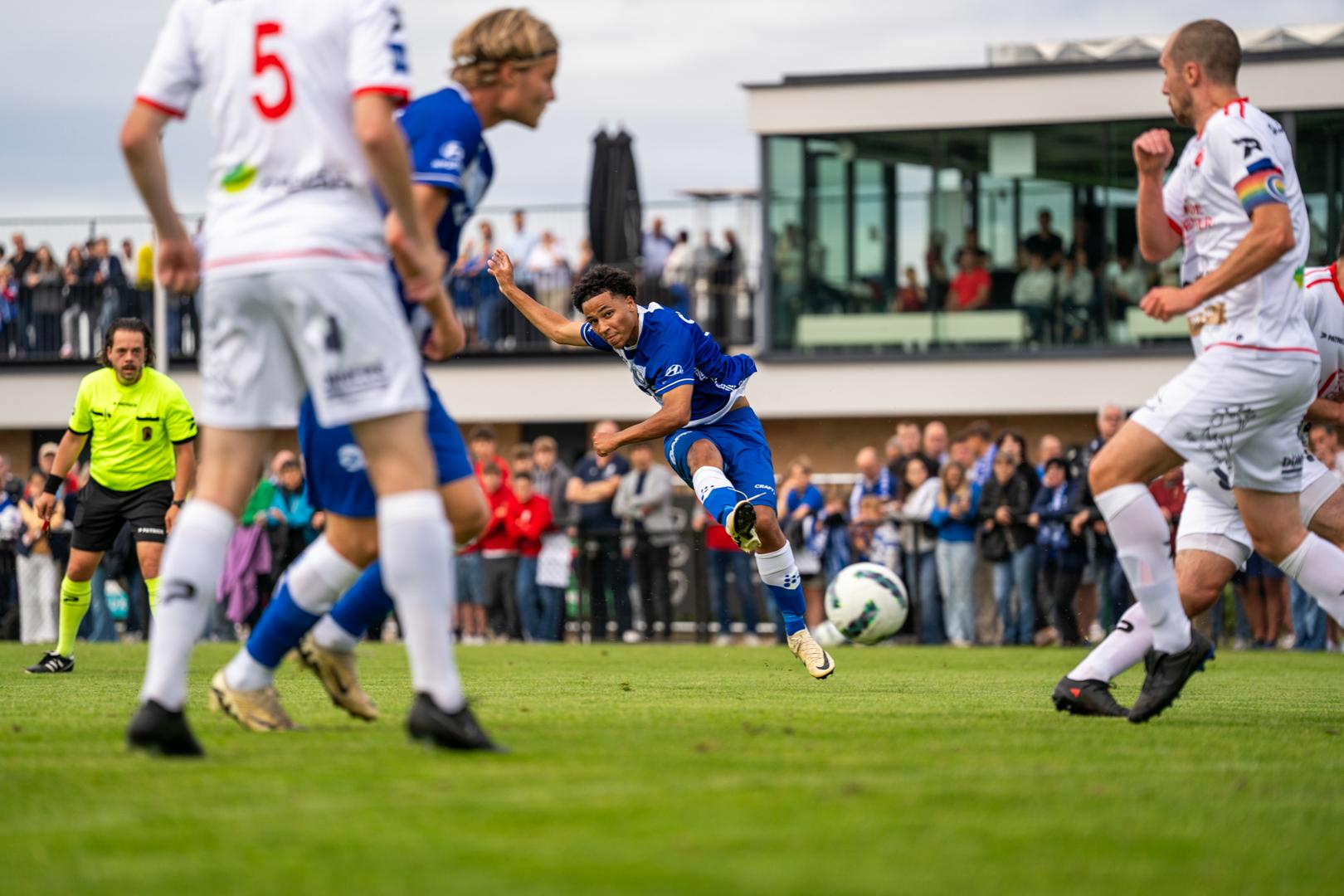 Vlotte zege voor KAA Gent in Kalken