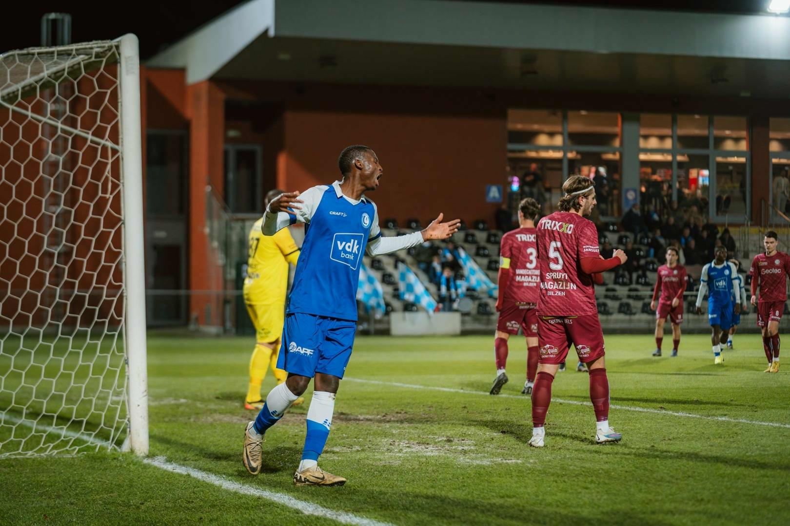 Sterk Jong Gent niet beloond